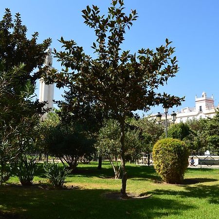 Apartamento El Baluarte Cádiz Exteriör bild