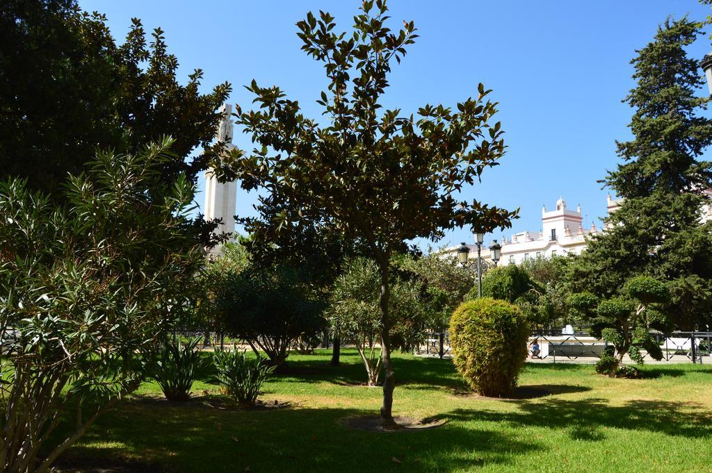 Apartamento El Baluarte Cádiz Exteriör bild